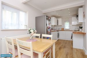 Kitchen/Diner- click for photo gallery